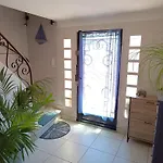 Chambre privée climatisée chez particulier, WIFI proche du Grand St Charles