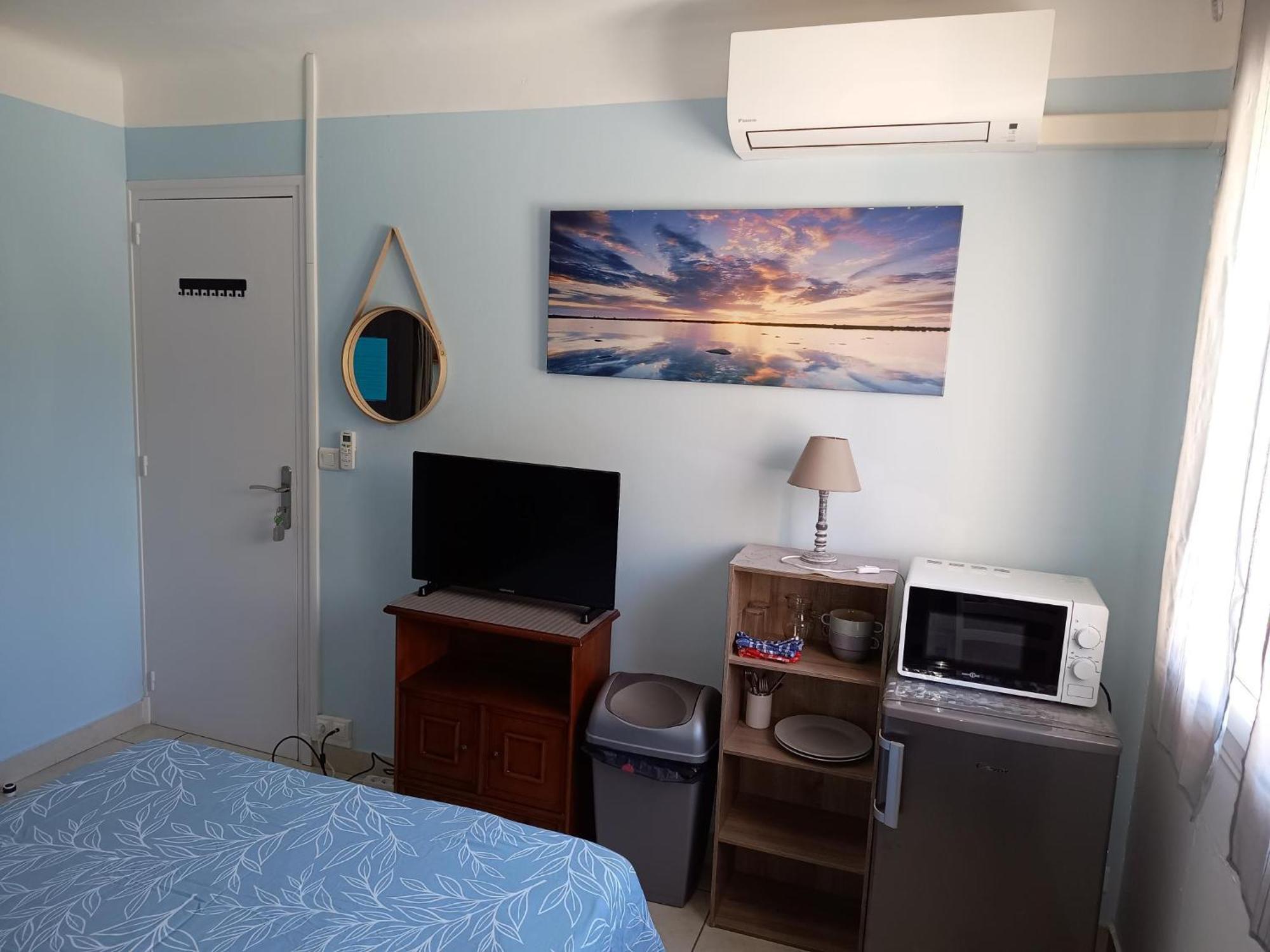 Séjour chez l'habitant Chambre Privée Climatisée Chez Particulier, Wifi Proche Du Grand St Charles